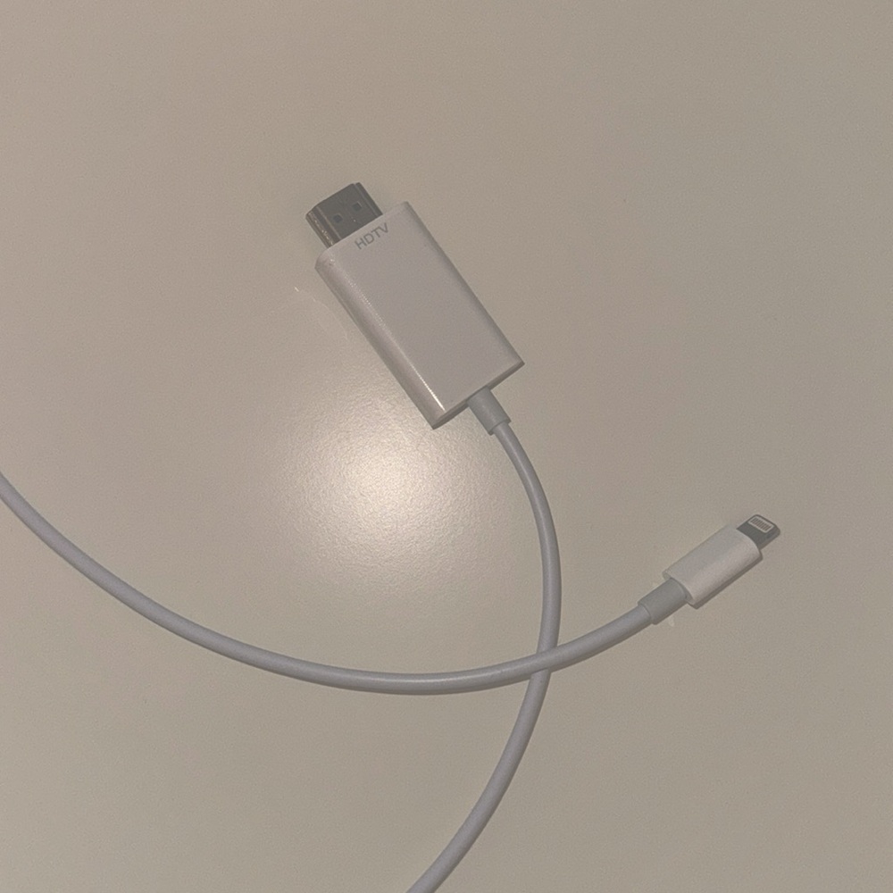 Lightning to HDMI cord